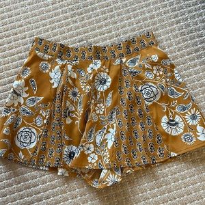 urban outfitters flowy shorts